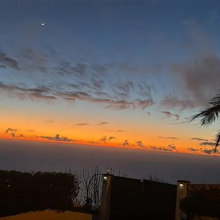 Casa vacanze Casa Maracuja, Infinity-pool Und Meerblick Fajã da Ovelha